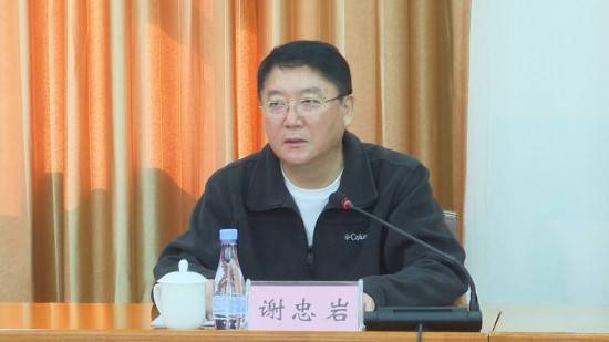 省內(nèi)外知名央國(guó)企到蛟河市參觀考察石材產(chǎn)業(yè)發(fā)展情況:石材